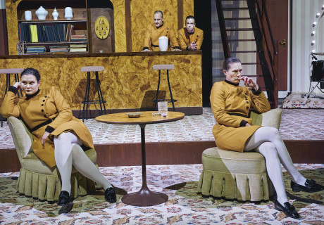  Asche – Schauspiel Hannover – Lilja Rupprecht inszeniert Elfriede Jelineks Weltuntergangstext