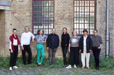 Die Intendant*innen des Bündnis internationaler Produktionshäuser: Ingrida Gerbutavičiūtė, Stefan Hilterhaus, Annemie Vanackere, Marcus Droß, Kathrin Tiedemann, Carena Schlewitt, Amelie Deuflhard, Anna Wagner © Dorothea Tuch