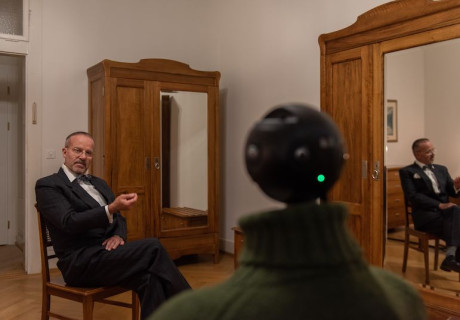 Der letzte Sommer – Waldhaus Sils – Die Gruppe Raum+Zeit inszeniert eine virtuelle Begegnung mit Thomas Mann