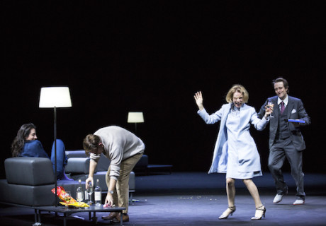 Drei Mal Leben – Berliner Ensemble – Andrea Breth inszeniert Yasmina Rezas Universums-Stabilitäts-Stück