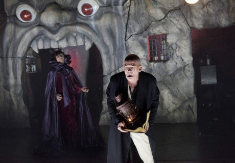 Das Berliner Theatertreffen 2018 von außen betrachtet – Gastautorin Paula Irmschler über Frank Castorfs siebenstündigen 