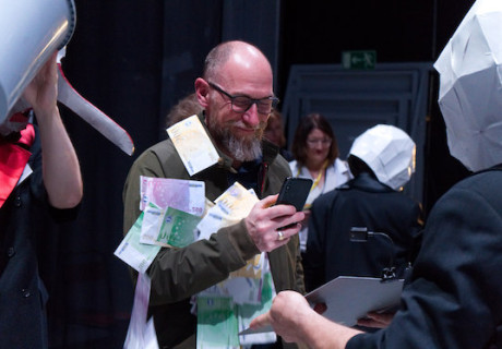 Game Over – Saarländisches Staatstheater Saarbrücken – Prinzip Gonzo lassen die Spieler in ihrem neuen Sandbox-Game die letzten Dinge klären