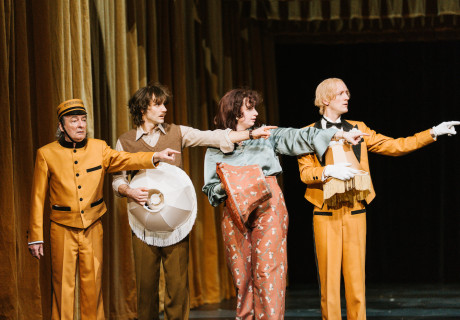 Grand Hotel Steirerhof: ein Abend für Verlierer* – Schauspielhaus Graz – Rebekka David leuchtet in die Grazer Stadtgeschichte und birgt Geschichten von Verlust