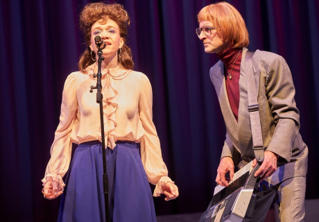 Günther Gründgens - Ein Leben, zu wahr, um schön zu sein – Deutsches Schauspielhaus Hamburg – Barbara Bürk und Clemens Sienknecht widmen ihren neuen Liederabend einem fiktiven Künstler 