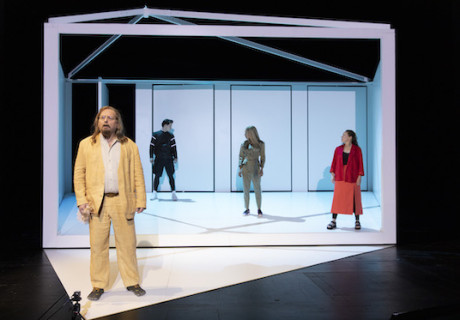 Das Haus auf Monkey Island – Rebekka Kricheldorfs neues Stück von Matthias Kaschig in Oldenburg uraufgeführt