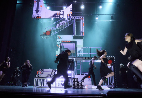 In Ordnung – Münchner Kammerspiele – Doris Uhlich mit einer künstlerischen Sozialforschung zum Thema Diversität