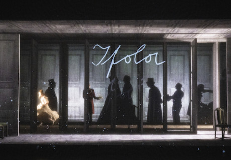 Isola – Staatstheater Nürnberg – Philipp Löhles Pandemie-Parabel aus der Biedermeier-Zeit kommt als Theaterfilm in der Regie von Jan Philipp Gloger zur Uraufführung 