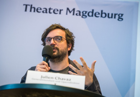 Magdeburg: Generalintendant Julien Chavaz verlängert