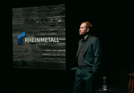 Krieg und Frieden – Schauspiel Köln – Calle Fuhr und CORRECTIV mit Recherchetheater zum Russland-Komplex