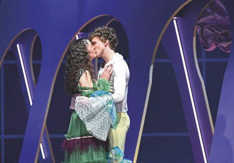 Leonce und Lena – ETA Hoffmann Theater Bamberg – Wilke Weermann nüchtert Georg Büchner aus 