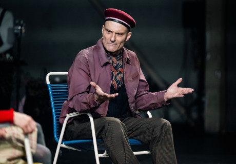 Making the Story – Schauspiel Köln – Das Kölner Kollektiv Futur3 erzählt über das Geschäft der Kriegsberichterstatter in der Ukraine