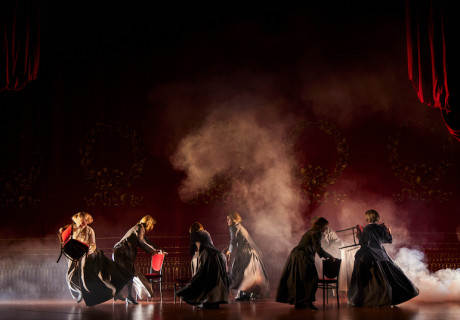 Malina – Volkstheater Wien – Claudia Bauer inszeniert mit ihrem 