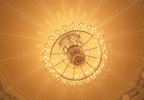 Presseschau vom 30. März 2020 – Deutschlandfunk Kultur berichtet von Streit um Proben an der Bayerischen Staatsoper in Zeiten der Seuche 