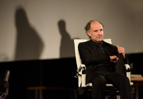 Professor Bernhardi – Landestheater Linz – Stephanie Mohr inszeniert publikumswirksam Arthur Schnitzlers Drama über strukturellen Antisemitismus