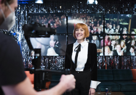 Die Recherche-Show – Volkstheater Wien – Ed. Hauswirths kollektiver Doku-Abend über 