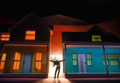 Romeo und Julia – Passionstheater Oberammergau – Mit über 130 Nonprofi-Darsteller*innen bringt Christian Stückl Shakespeares Liebesgeschichte auf die Bühne