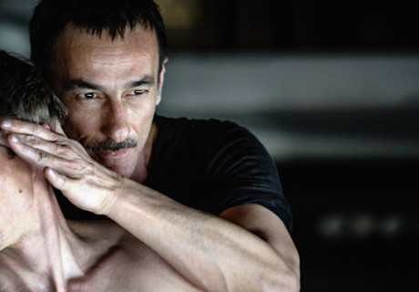 Seit sie – Dimitris Papaioannous Bilderreigen ist die erste abendfüllende Choreographie für das Tanztheater Wuppertal nach Pina Bauschs Tod