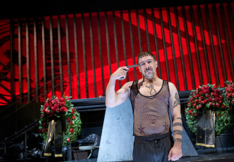 Der Selbstmörder – Burgtheater Wien – Nikolai Robertowitsch Erdmans Drama in fröhlich-schwarzhumoriger Version