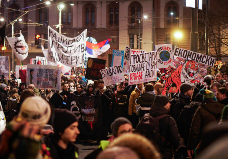 Theaterbrief aus Serbien – Studentenproteste und Theaterstreik gegen Korruption in der Politik