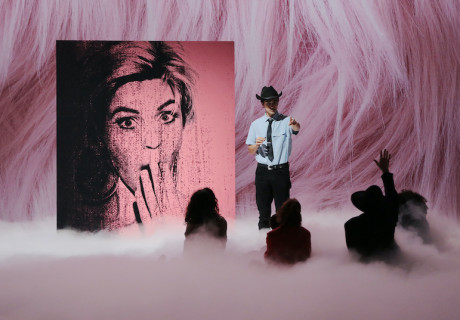 Trouble – Kampnagel Hamburg – Gus Van Sants Warhol-Musical gastiert beim Internationalen Sommerfestival