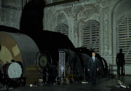 Der Untergang des Hauses Usher – Ruhrtriennale – Barbara Frey eröffnet als Regisseurin und Musikerin mit einem begeisternden Edgar-Allan-Poe-Abend ihre Intendanz