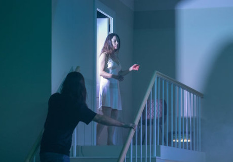 Usher –  Philippe Quesne inszeniert in der Berliner Staatsoper die Uraufführung von Annelies van Parys Fortschreibung eines Opernfragments von Claude Debussy