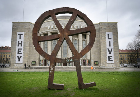 Bilanz der ersten Volksbühnen-Spielzeit von Intendant René Pollesch