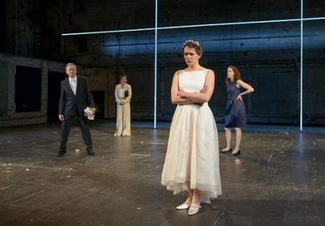 Die Wiedervereinigung der beiden Koreas – Am Burgtheater wirkt Joël Pommerat wie ein harmloser Woody Allen