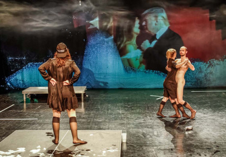 Wir haben versagt – Spielboden Dornbirn – Martin Gruber und das aktionstheater ensemble befragen die eigene Geschichte