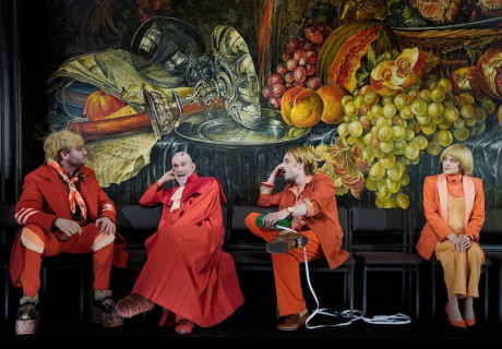 Der zerbrochne Krug – Deutsches Theater Berlin – Psychologisch präzise und diskursstark aktualisiert Anne Lenk Keists Klassiker