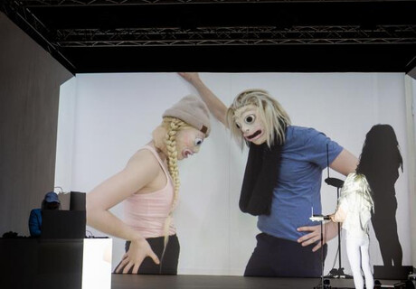 3 Episodes of Life – Wiener Festwochen – Markus Öhrn beschäftigt sich in einer Theaterserie mit Missbrauch im Namen der Kunst
