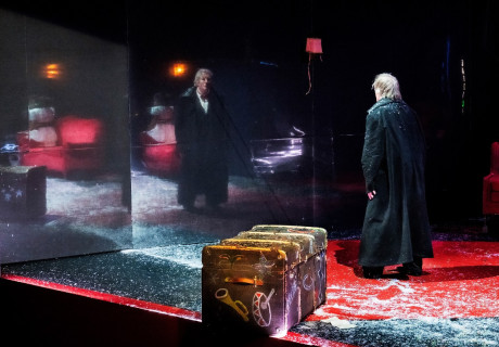 Minetti – Residenztheater München – Claus Peymann holt Thomas Bernhards Stück noch einmal in die Gegenwart