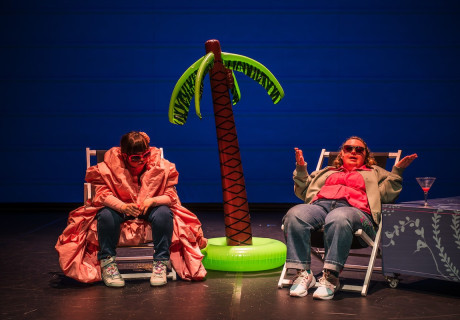 Oh, wer sich einmal auf den Kopf sehen könnte! – Schauspiel Köln – Benjamin Höppner und das inklusive Ensemble Next Generation widmen sich Büchners 