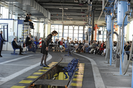 woelfl_rettenzerstoeren1_klausfroelich_560_hf