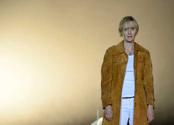 hp2volksfeind529 280 bettina stoess u