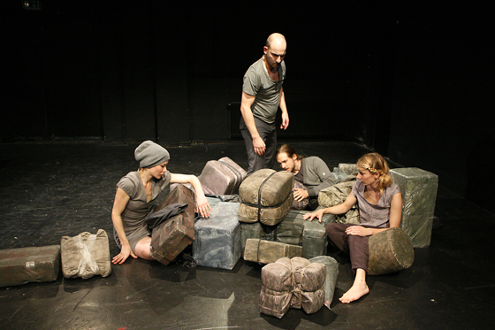 nichts 560 sonjamehner u