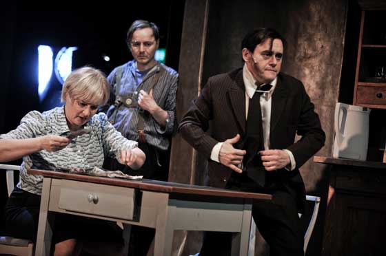 satansbraten-3 560 arno declair h