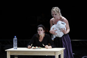 troerinnen6 280 klaus lefebre u