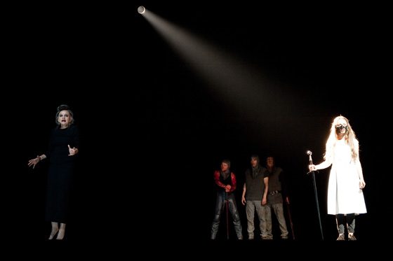 jungfrau von orleans2 560 arnodeclair u