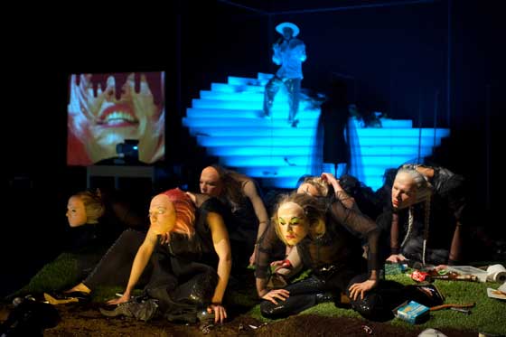 Schatten3 560 ReinhardWerner u