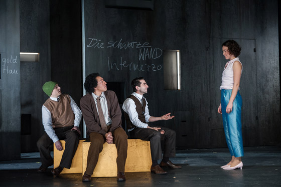 truemmer1 560 volker beinhorn u