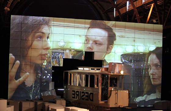 je t adorno1 560 birgithupfeld u