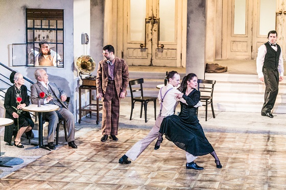 das ballhaus3 560 lupi spuma