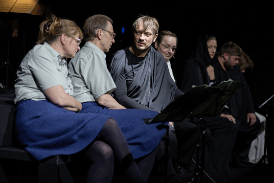 das-schweigende-maedchen-5 560 ju ostkreuz x