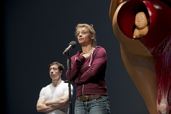 fausthunger3 560 bjoern hickmann stage picture u