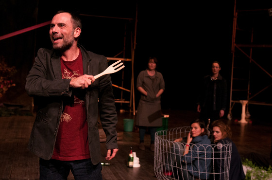 together4 560 lukas acton u