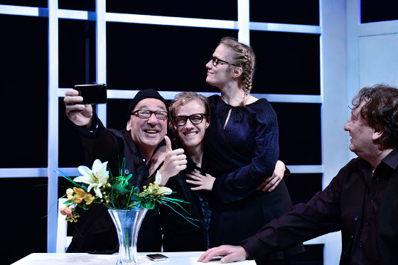 Vom Ende der Kindheit 2 560 Dieter Wuschanski u