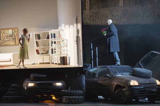 DieEroberungvonMexico2 560 Denoke Skovhus SalzburgerFestspiele MonikaRittershaus u