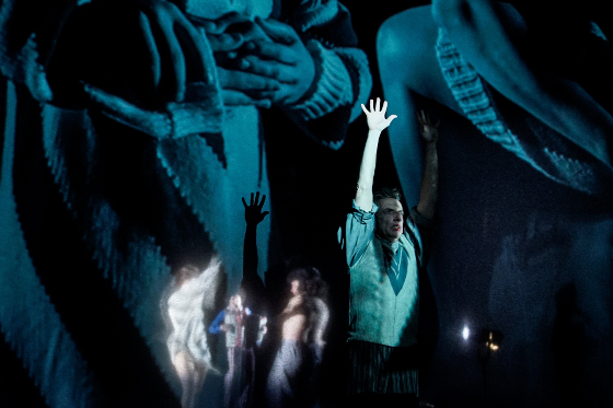 Hiob1 560 Arno Declair h