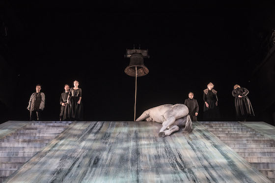 Schimmelreiter02 560 c Krafft Angerer h.JPG